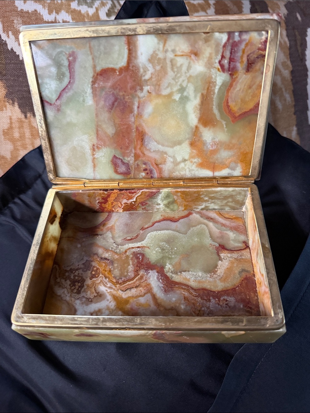 Vintage Mid-Century Italian Onyx Jewelry Trinket Box Gilt Brass Hinged Stone